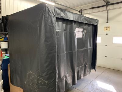 QNDE Abri d’Inspection pour Banc Magnétique ou Ligne de Pénétrant - SUR MESURE