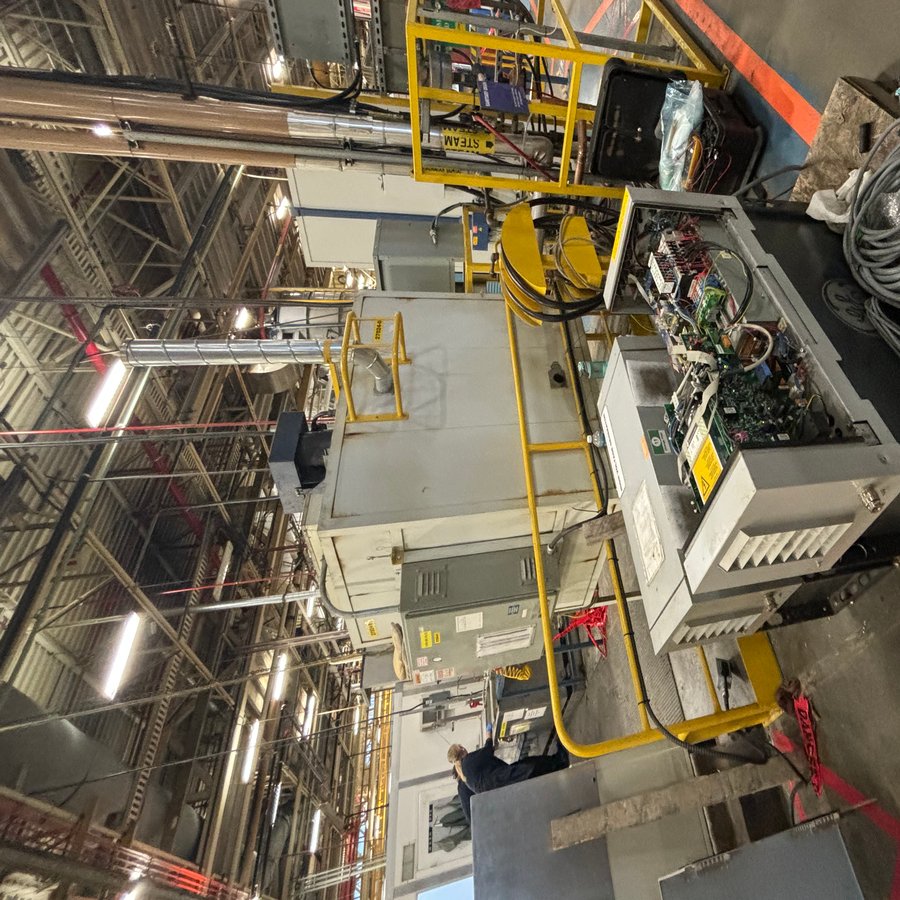 Ligne de contrôle par ressuage hybride Rolls-Royce